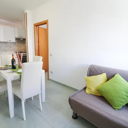 Delizioso Bilocale Nadia A Apartment
